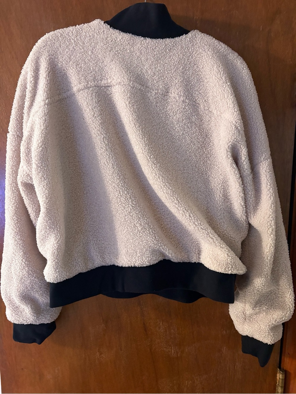Cozy Fabletics Sweatshirt - Picture 2 of 3